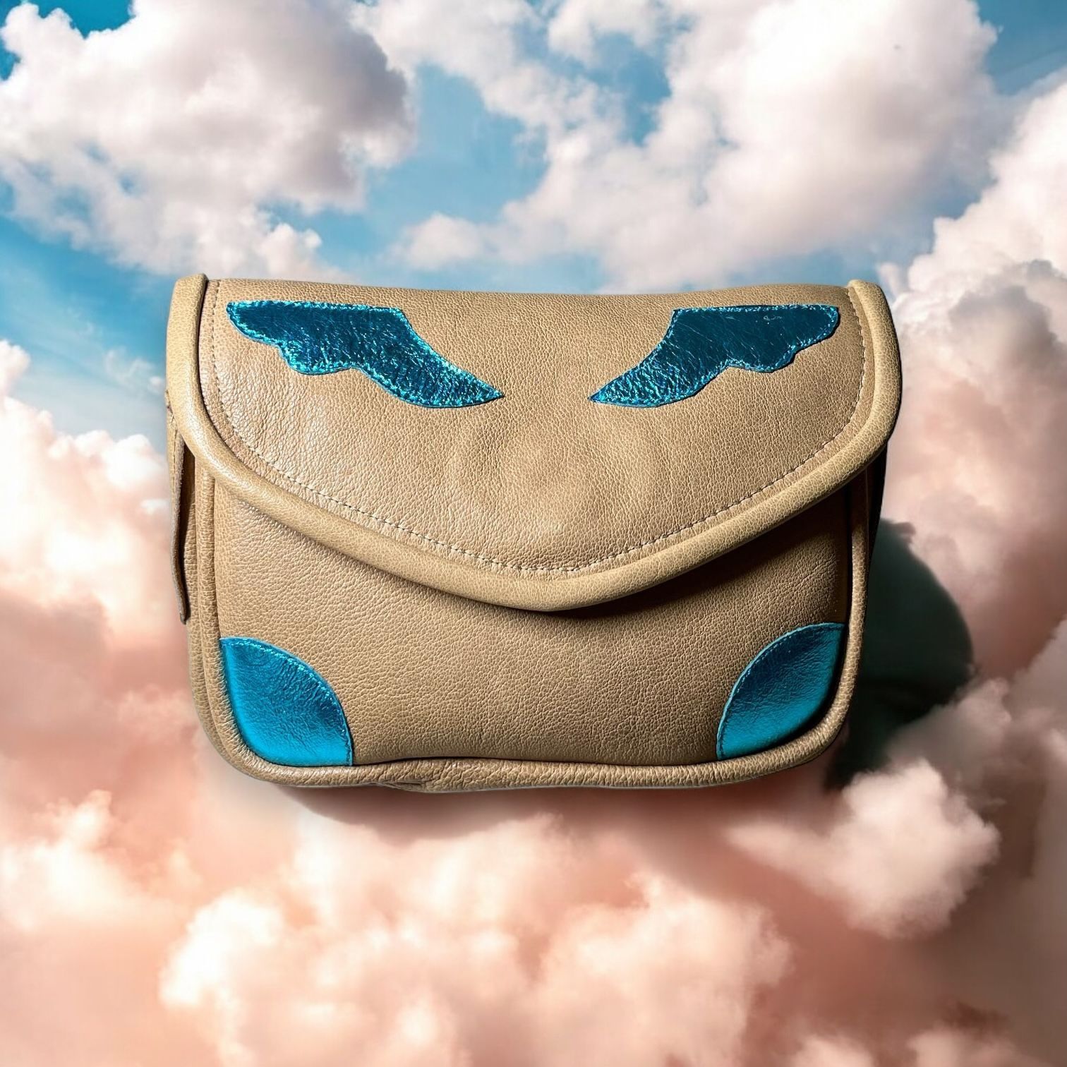 FLYING DREAMS BAG // SAND & TENACIOUS TEAL