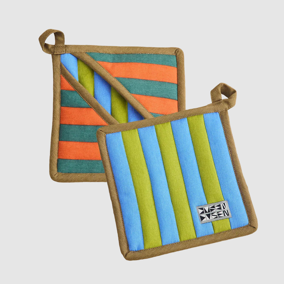 POT HOLDER // GRASSHOPPER