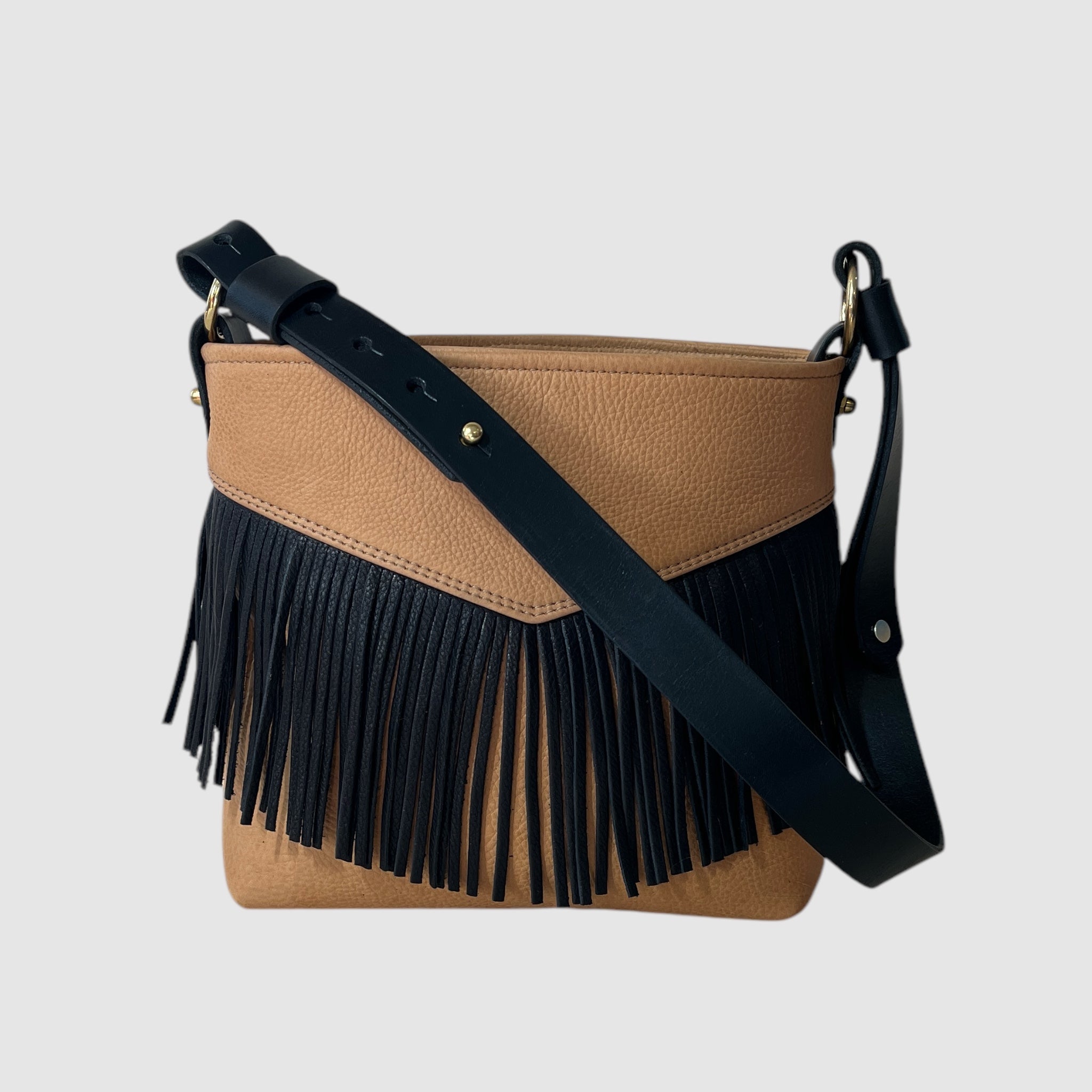 TENERE // BROWN SUGAR & BLACK FRINGE