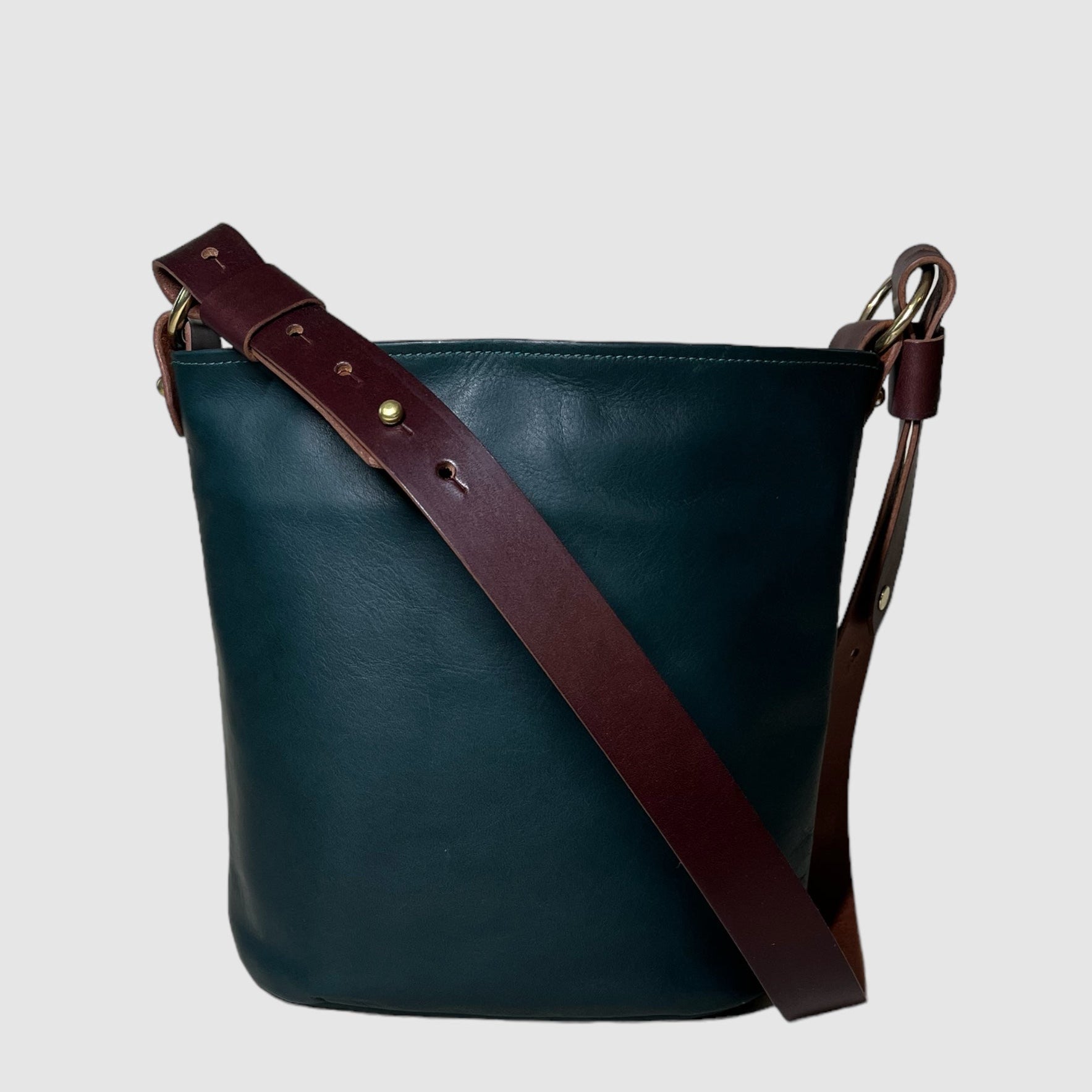 BUCKET BAG // DEEP FOREST