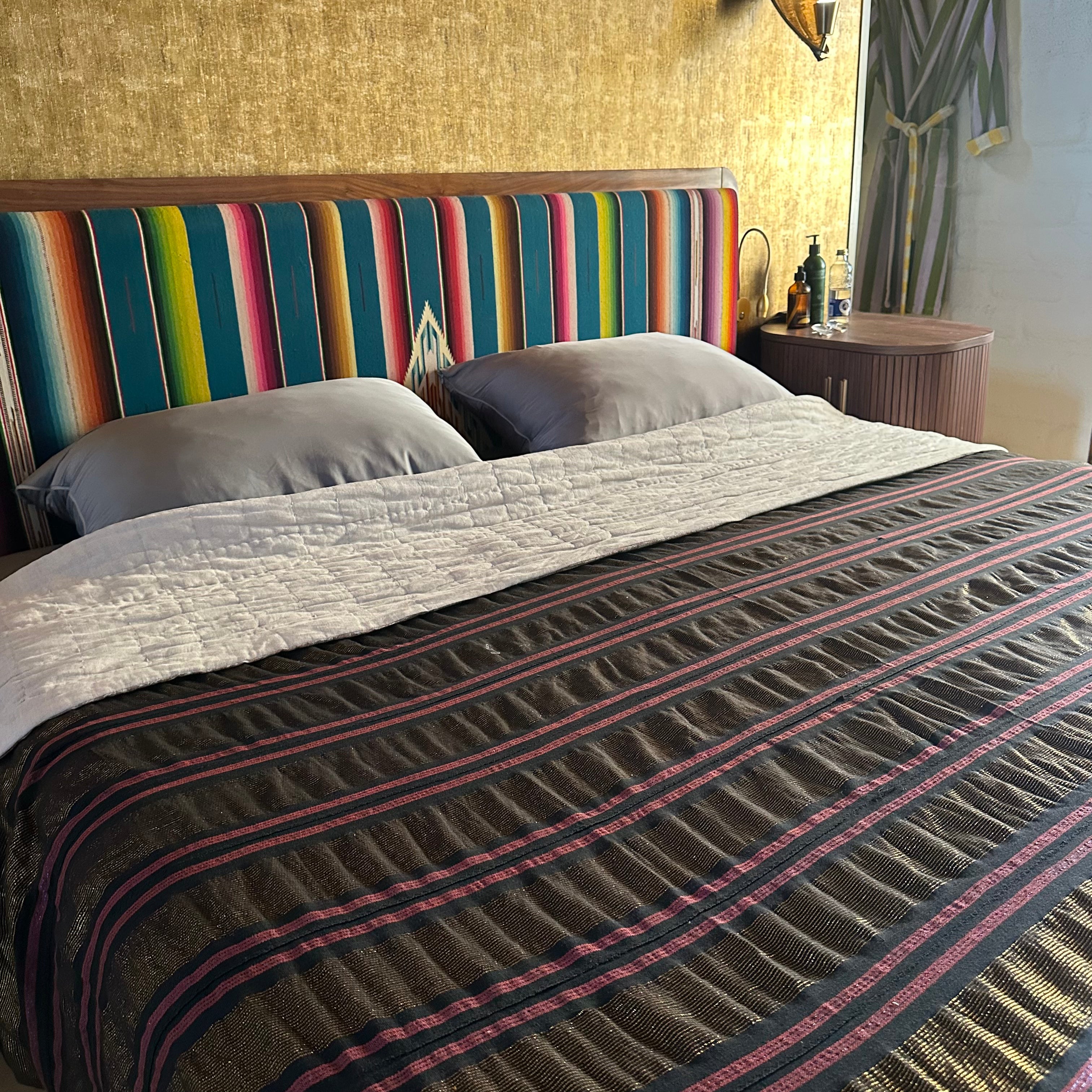 VINTAGE TEXTILE (P) // WEST AFRICA