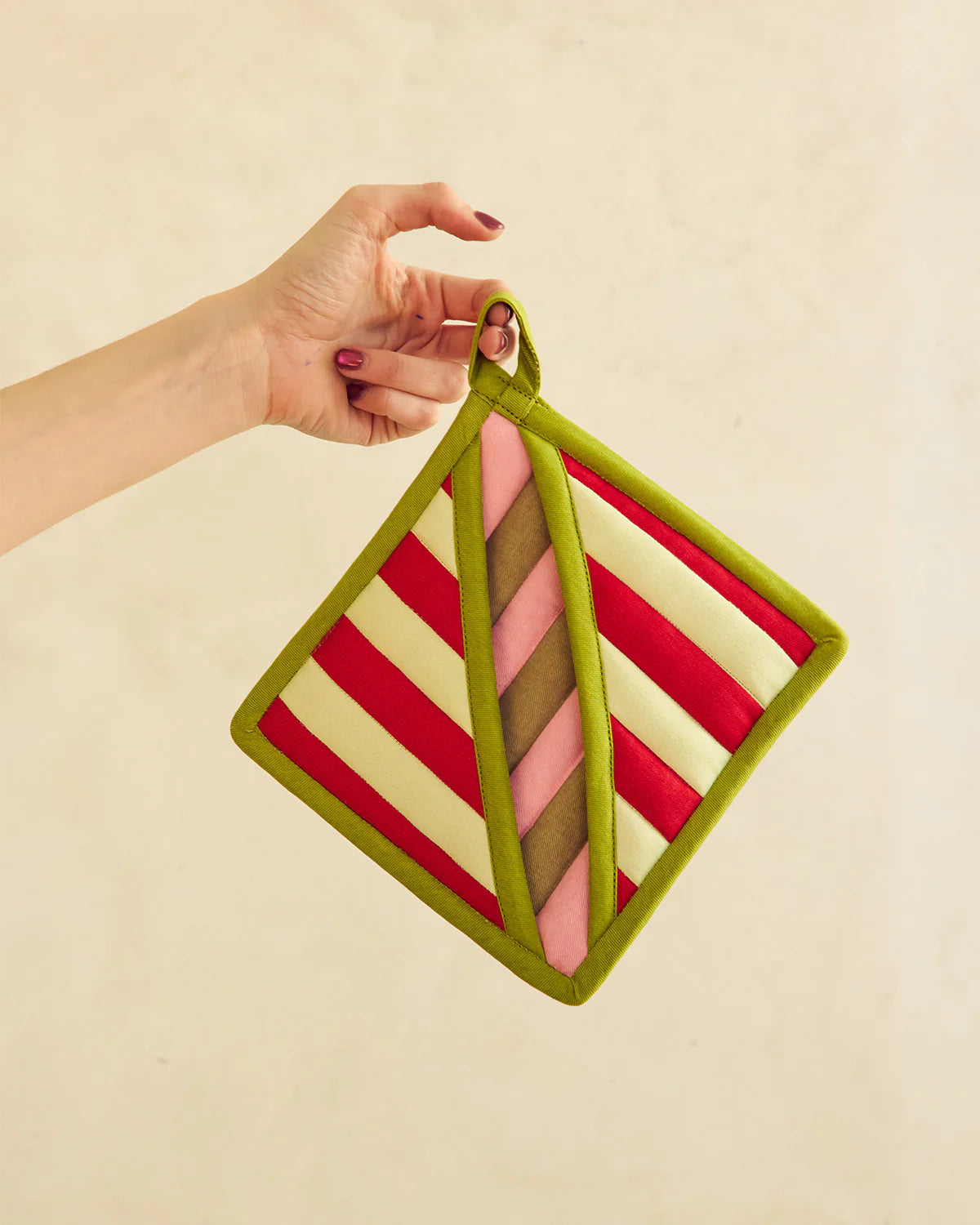 POT HOLDER // LADYBUG