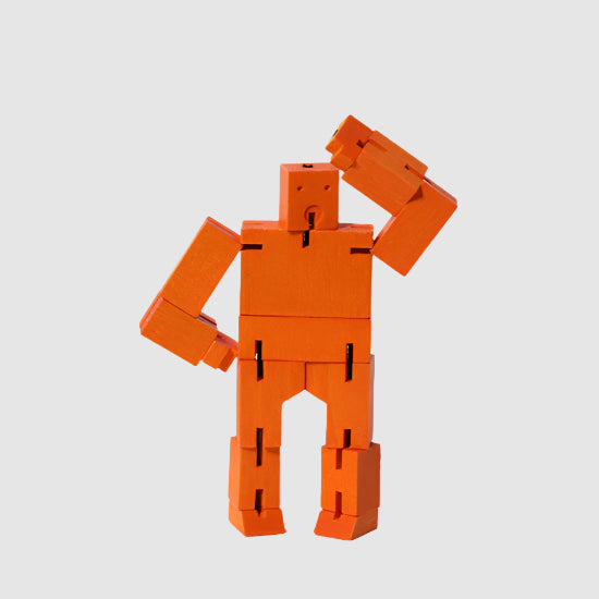 CUBEBOT // ORANGE