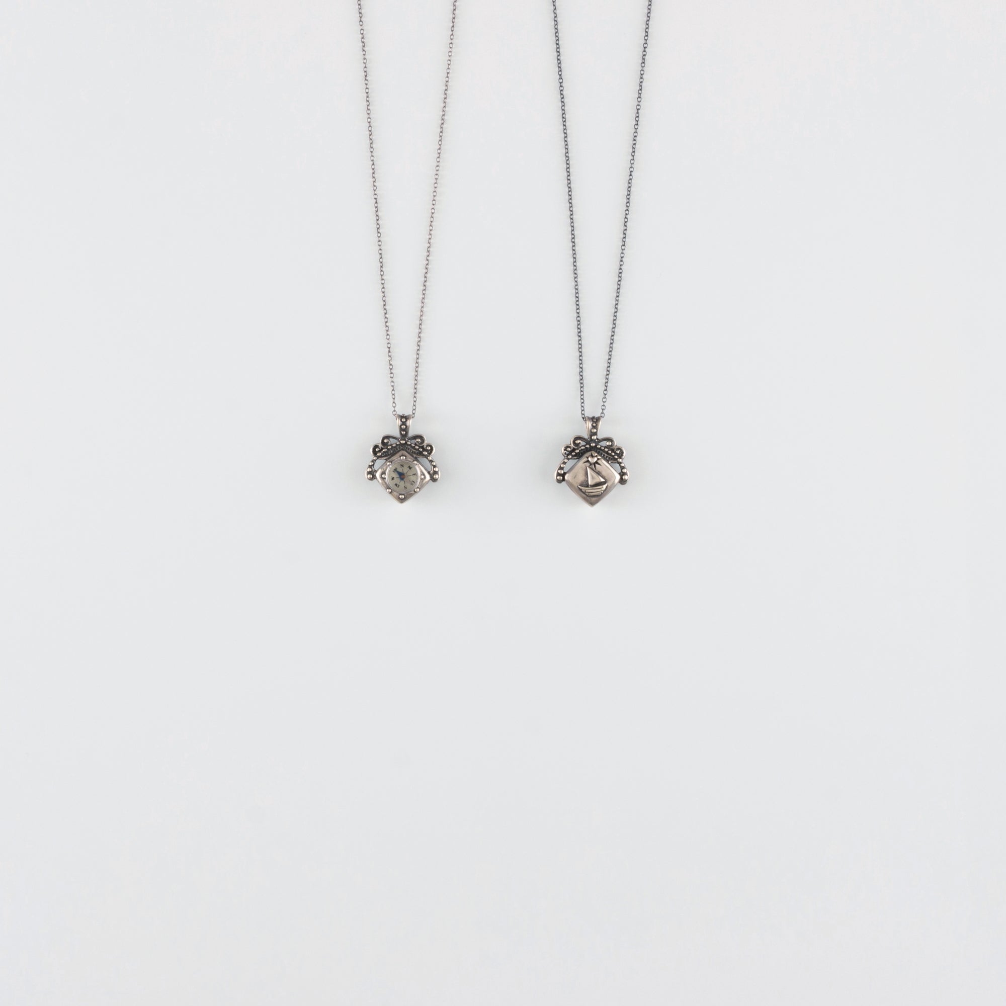 SAILBOAT COMPASS // SILVER // NECKLACE