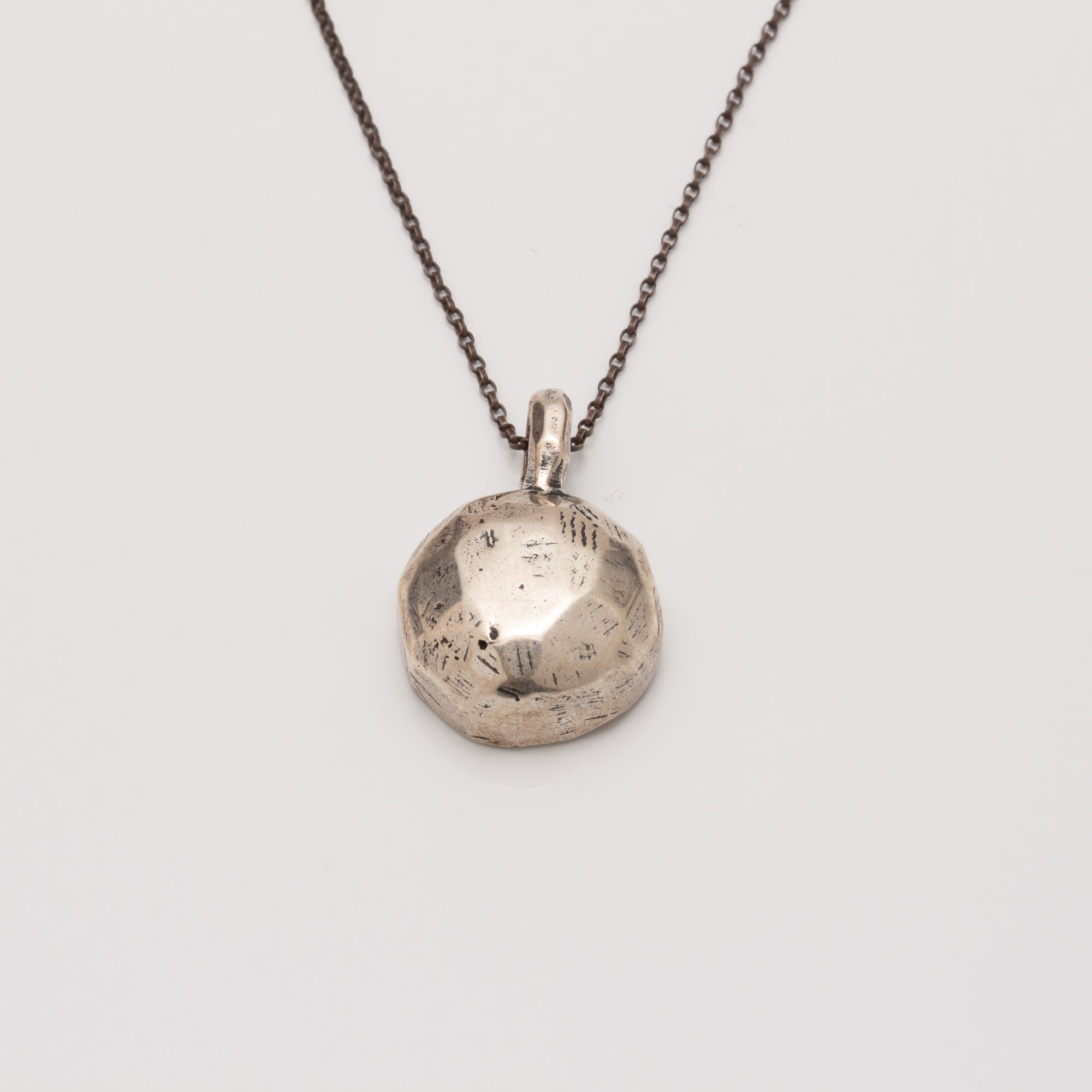 SIMPLE COMPASS // SILVER // NECKLACE